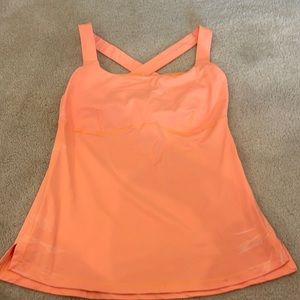 Lululemon workout top